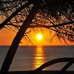 Baja Azzurra Hotel 3*